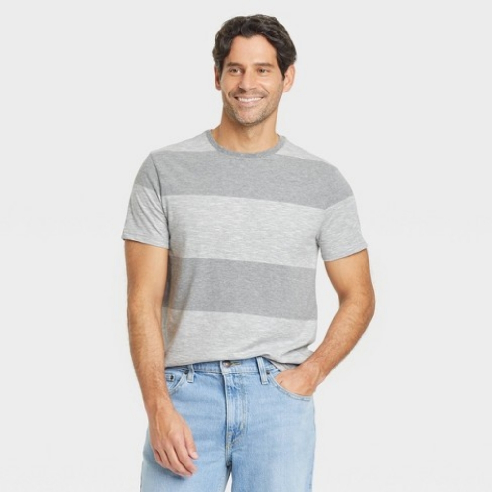 01 Men's Short Sleeve Novelty T-Shirt - Goodfellow & Co